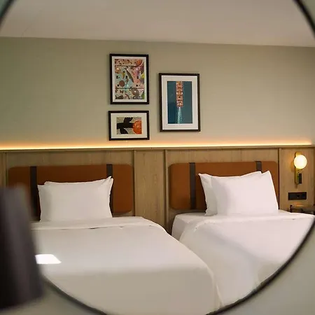 Hotel Doubletree By Hilton Centre *
